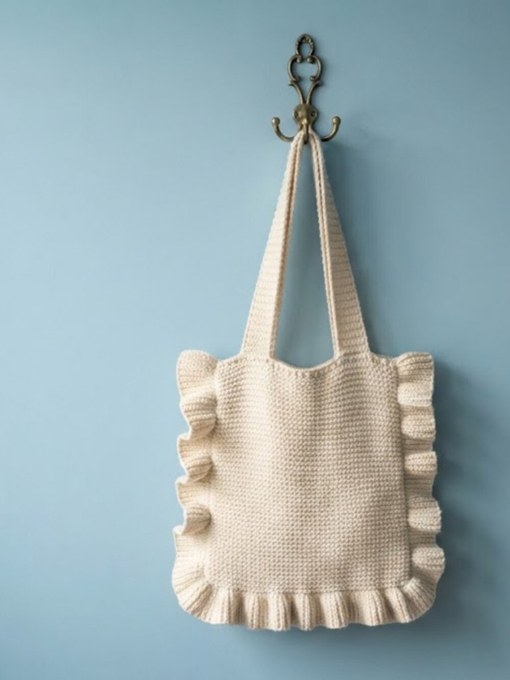 Tote /Shoulder Bag - Cozy Large Cream Minimalist Knit Ruffled  - EUC, video